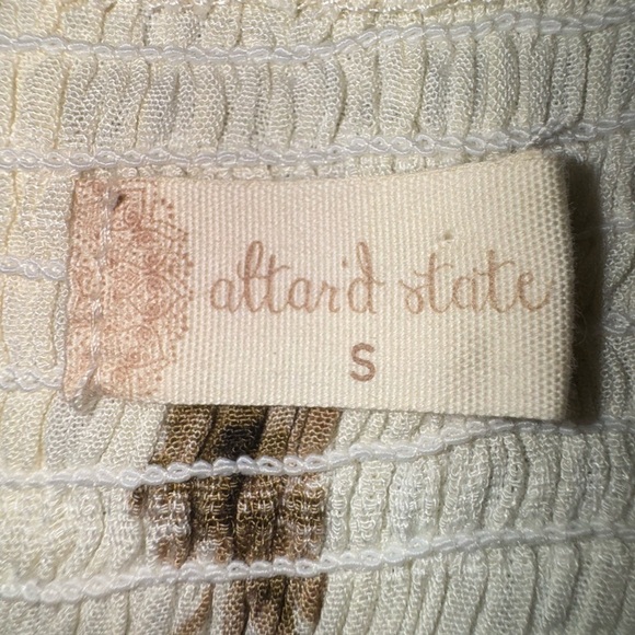 Altar'd State Cream Puff Sleeve Crop Blouse. Size Small. NWT - Picture 9 of 14